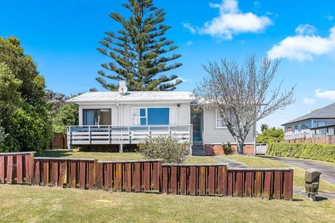 Photo of property in 29 Kaikoura Street, Henderson, Auckland, 0612