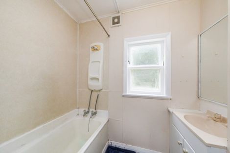 Photo of property in 9 Fagan Street, Bulls, 4818