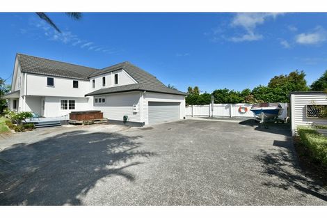 Photo of property in 11a Milton Road, Orewa, 0931