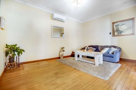 Photo of property in 17 Howden Street, Waiuku, 2123