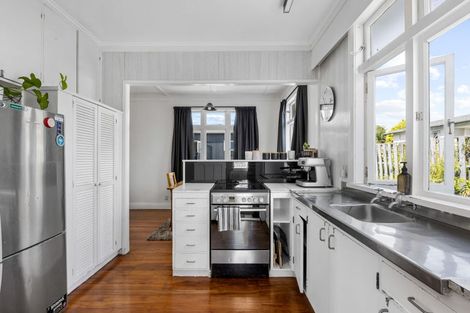 Photo of property in 16 Tomas Street, Wellsford, 0900