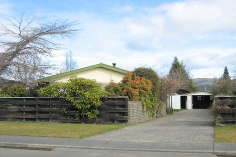 Photo of property in 37 Henry Street, Te Anau, 9600