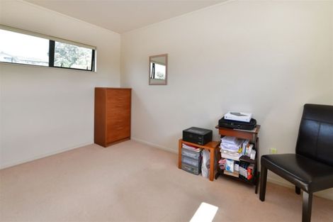 Photo of property in 2/12 Sundown Avenue, Manly, Whangaparaoa, 0930