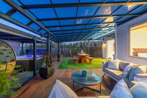 Photo of property in 40 Koropa Road, Flat Bush, Auckland, 2019