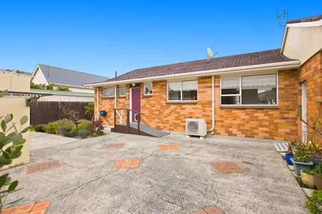 Photo of property in 17 Freyberg Street, Saint Kilda, Dunedin, 9012
