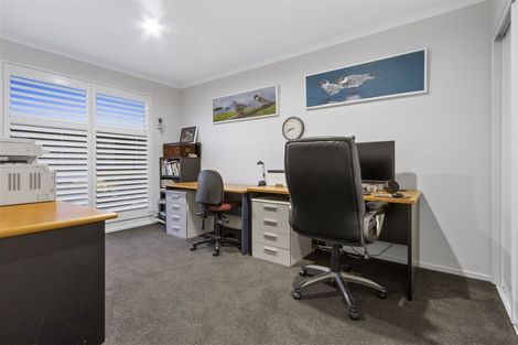 Photo of property in 88 Bomb Point Drive, Hobsonville, Auckland, 0616