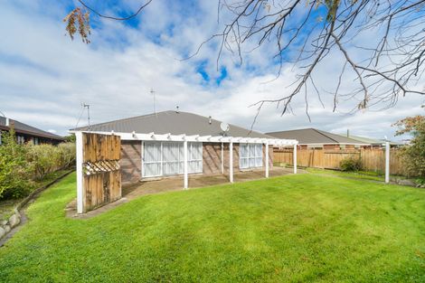 Photo of property in 4 Royal Oak Drive, Kelvin Grove, Palmerston North, 4414