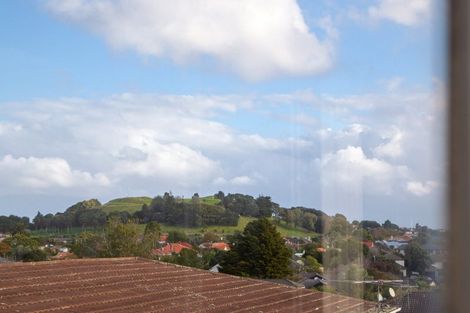 Photo of property in 1/353 Mount Albert Road, Mount Roskill, Auckland, 1041