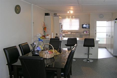 Photo of property in 1 Keys Street, Elderslea, Upper Hutt, 5018