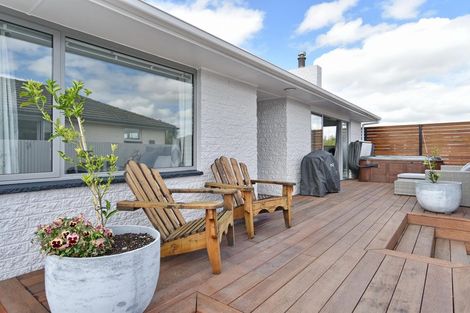 Photo of property in 25 Dunstan Crescent, Hornby, Christchurch, 8042