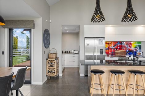 Photo of property in 67 Lomond Grove, Acacia Bay, Taupo, 3385