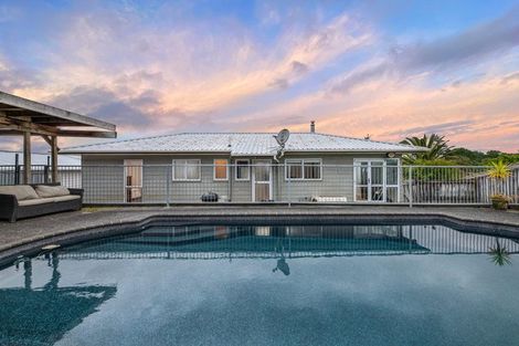 Photo of property in 57 Chislehurst Street, Henderson, Auckland, 0612