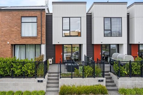 Photo of property in 153 Glenvar Ridge Road, Long Bay, Auckland, 0630