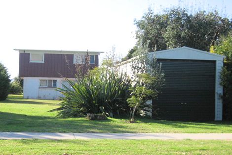 Photo of property in 99 Captain Cook Road, Cooks Beach, Whitianga, 3591