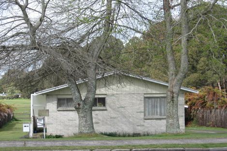 Photo of property in 93a Kawaha Point Road, Kawaha Point, Rotorua, 3010