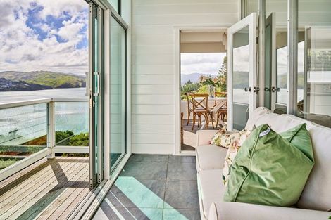 Photo of property in 58 Kiriwai Road, Paremata, Porirua, 5024