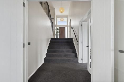 Photo of property in 81 Endeavour Drive, Whitby, Porirua, 5024