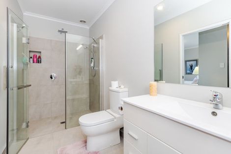 Photo of property in 16 Carlingford Rise, Dinsdale, Hamilton, 3204