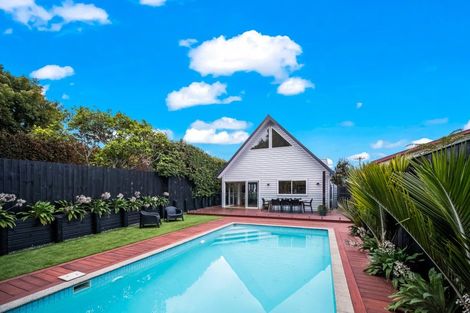 Photo of property in 21 Lloyd Avenue, Mount Albert, Auckland, 1025