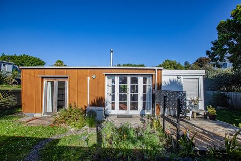 Photo of property in 6 Violet Street, Raglan, 3225