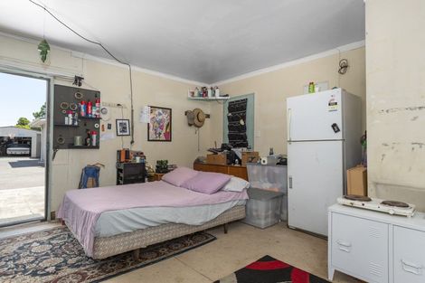 Photo of property in 8 Mardi Place, Mount Maunganui, 3116