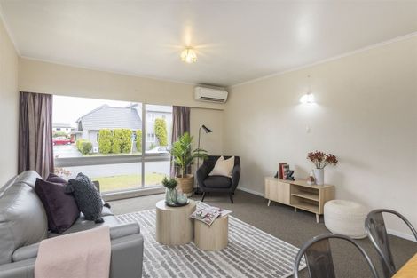 Photo of property in 2 Newhaven Place, Roslyn, Palmerston North, 4414