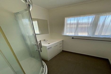 Photo of property in 1/4 Keldale Place, Forrest Hill, Auckland, 0620