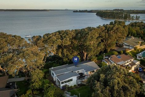 Photo of property in 20 Moana Drive, Tanners Point, Katikati, 3177