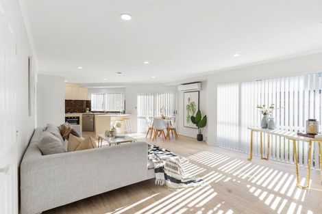 Photo of property in 3/8 Saints Court, Manurewa, Auckland, 2102