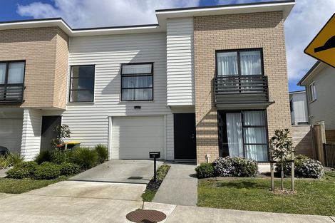 Photo of property in 19 Richard Petterd Way, Swanson, Auckland, 0614