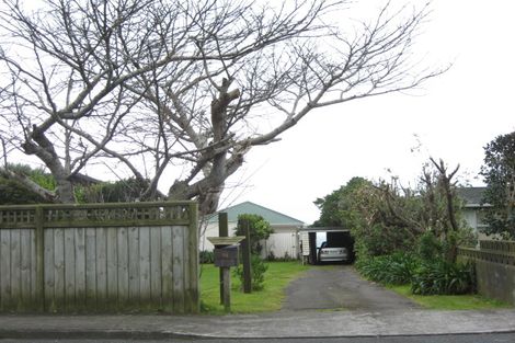 Photo of property in 35 Jans Terrace, Oakura, 4314