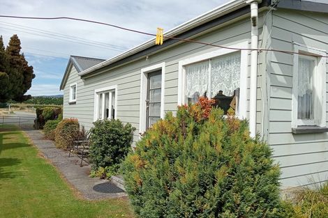 Photo of property in 1a Main Road, Tuatapere, 9620