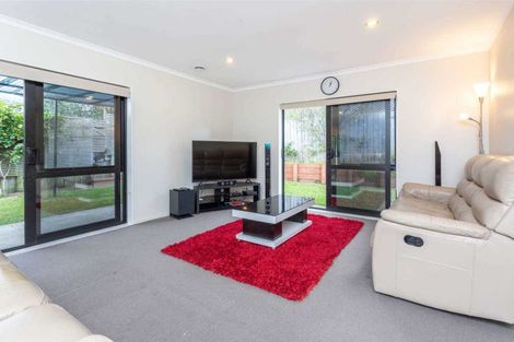 Photo of property in 25a Chorley Avenue, Massey, Auckland, 0614
