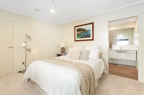 Photo of property in 15/72e Devonport Road, Tauranga, 3110