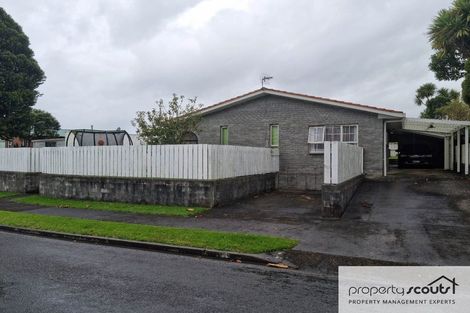 Photo of property in 72 Manu Crescent, Upper Vogeltown, New Plymouth, 4310