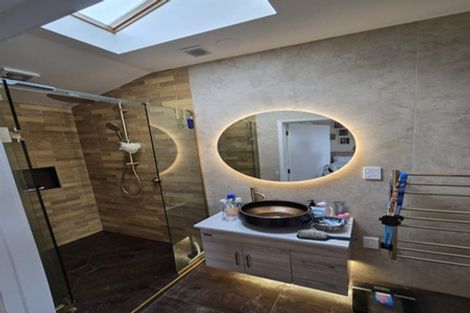 Photo of property in 55 Coronation Road, Hillcrest, Auckland, 0627