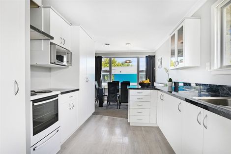 Photo of property in 150 Pacific Road, North New Brighton, Christchurch, 8083