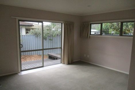 Photo of property in 8 Saturn Crescent, Milson, Palmerston North, 4414