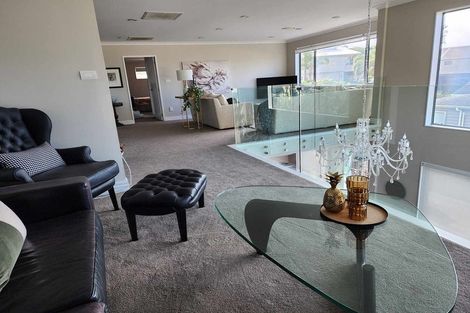 Photo of property in 89b William Bayes Place, Red Beach, 0932