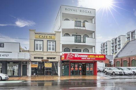 Photo of property in Royal Regal Apartments, 2/50 Cambridge Terrace, Te Aro, Wellington, 6011