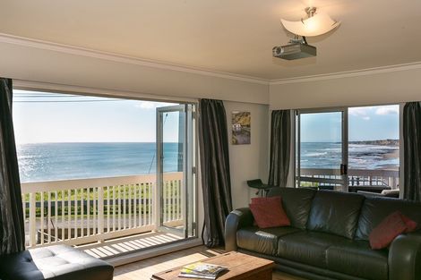 Photo of property in 1 Tiromoana Crescent, Bell Block, New Plymouth, 4312