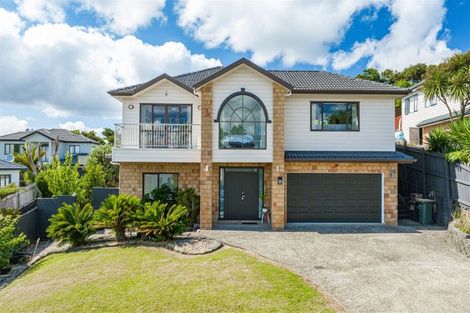 Photo of property in 76 San Valentino Drive, Henderson, Auckland, 0612