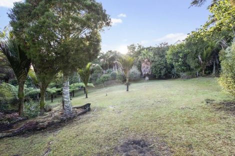 Photo of property in 181 Shaw Road, Oratia, Auckland, 0604
