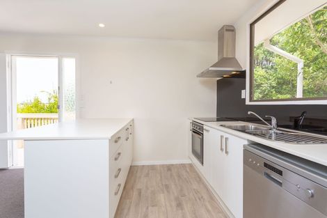 Photo of property in 27 Everard Avenue, Army Bay, Whangaparaoa, 0930