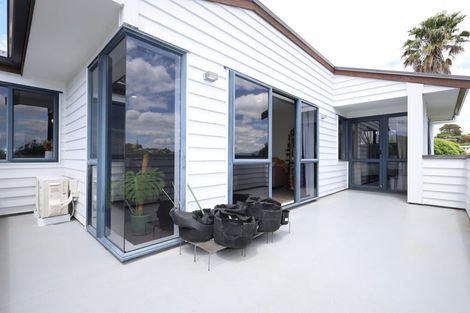 Photo of property in 17a Seymour Place, Bellevue, Tauranga, 3110