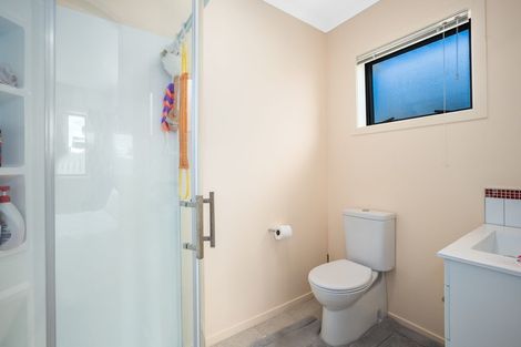 Photo of property in 32 Banks Boulevard, Whitby, Porirua, 5024