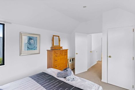 Photo of property in 2 Calverton Place, Halswell, Christchurch, 8025