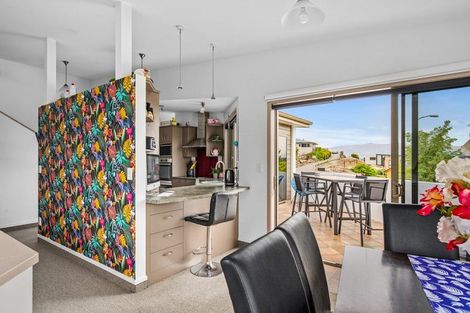 Photo of property in 17 Bodkin Road, Bridge Hill, Alexandra, 9320