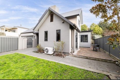 Photo of property in 5b Te Mata Peak Road, Havelock North, 4130