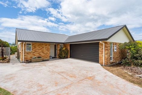 Photo of property in 34 Bermuda Place, One Tree Point, 0118